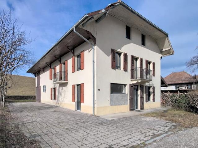 Maison à fort potentiel Idéale famille, artisan ou investi