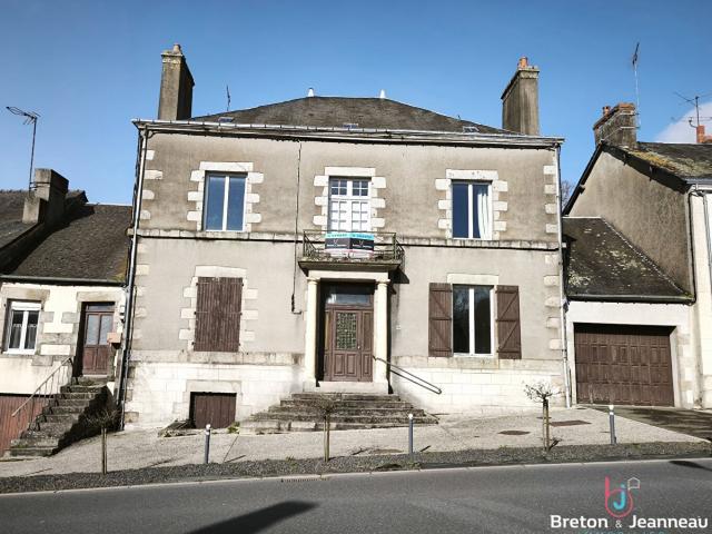 Ancienne maison de maître au coeur de Javron les Chapelles 210m² Javron les Chapelles