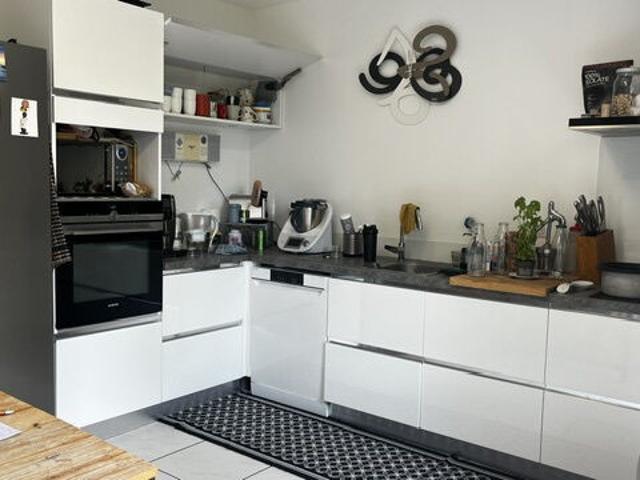 Maison à La Motte Servolex 73290, 7 pièces, de 164m² à 2 500 €