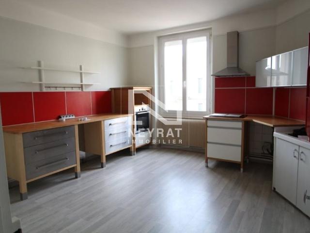 MAISON A LOUER