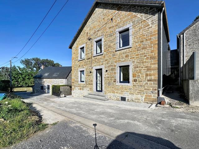 Maison à louer 4560 Clavier Les Avins 1 100 €