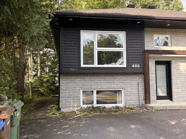 Maison à Louer 486 rue bellevue, Magog 11 photos | Logis Québec