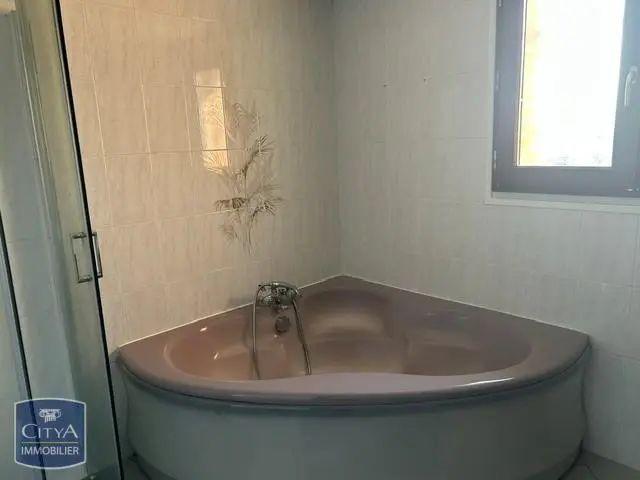 Maison à louer 4 pièces 170.35m²