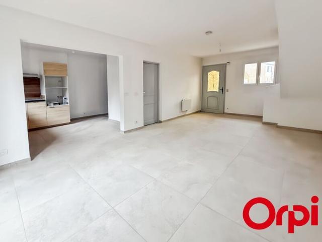 Maison à louer 4 pièces • 73,42 m 2 Hyères
