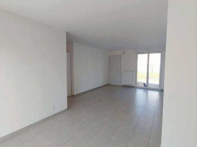 Maison à louer 4 pièces 76m² Aucaleuc