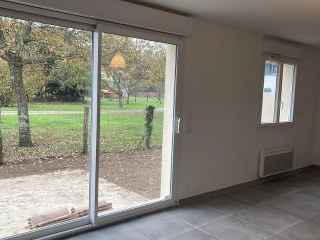 Maison à louer 4 pièces • 78,89 m 2 Lesparre Médoc