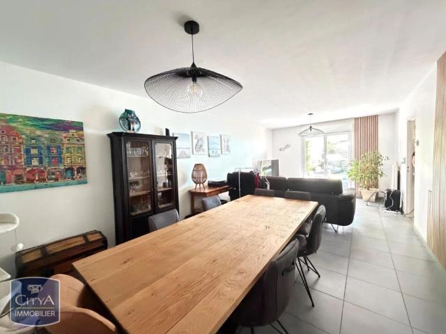 Maison à louer 4 pièces 83.75m²