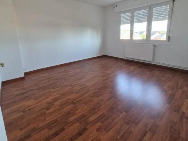 Maison à louer 4 pièces 81.24m²