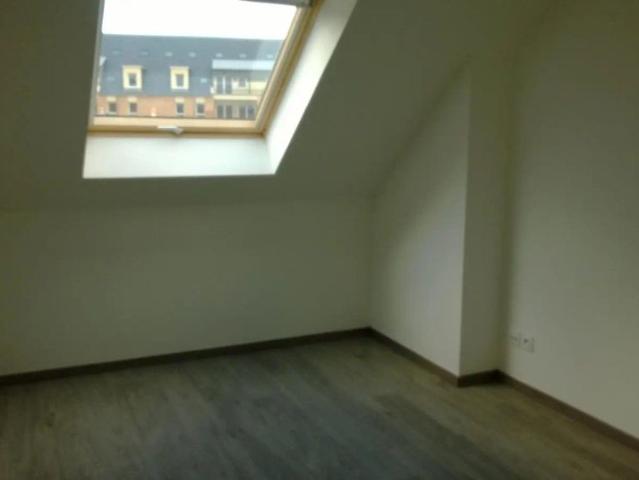 Maison à louer 4 pièces 87m²