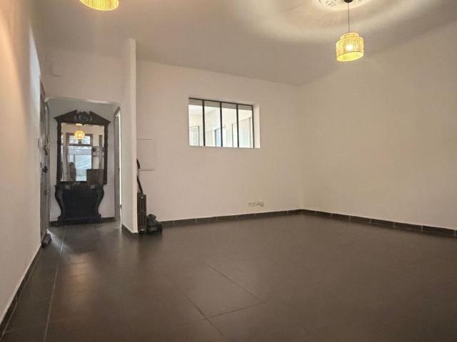 Maison à louer 4 pièces • 84 m 2 Perpignan