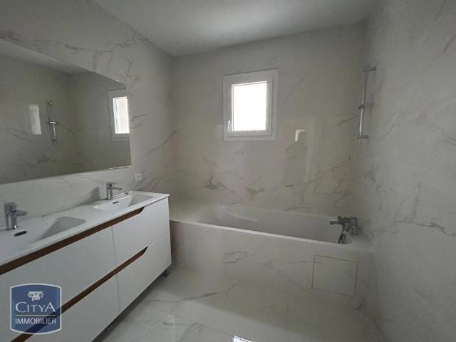 Maison à louer 4 pièces 85.3m²