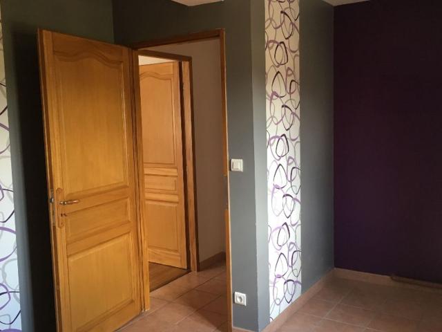 Location maison, m² T 4 à Saint Étienne sur Chalaronne, 728 €
