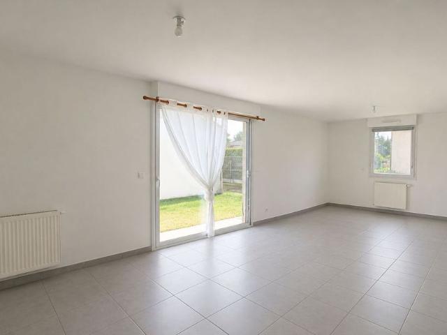 Maison à louer 4 pièces • 89,77 m2 Saint André le Puy