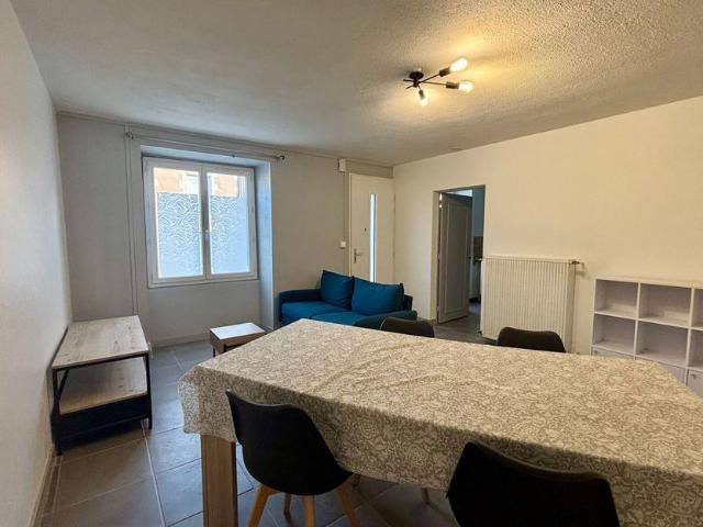 Maison à louer 4 pièces • 93,74 m2 Coulombiers