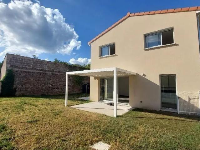 Maison à louer 4 pièces 97.98m²