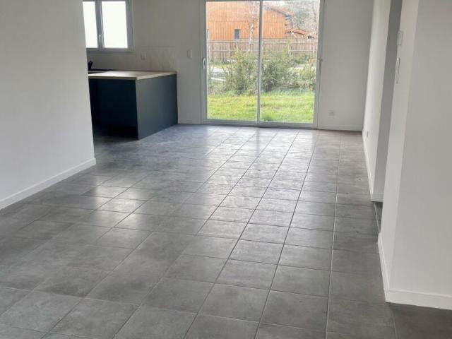 Maison à louer 4 pièces • 94,29 m2 Grayan et l'Hôpital
