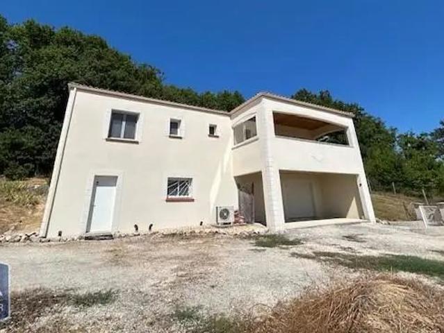 Maison à louer 4 pièces 105m²