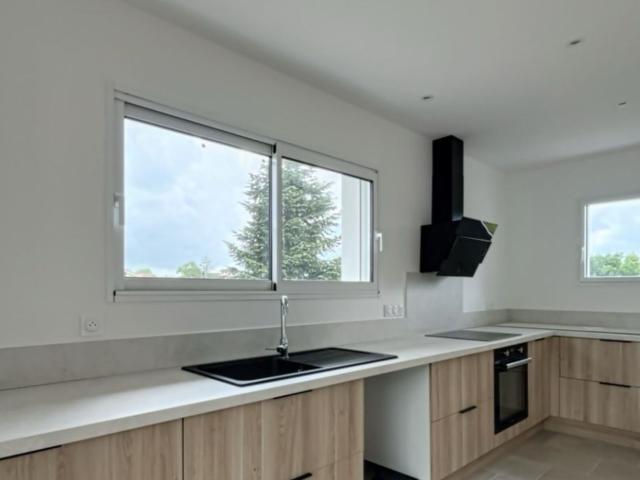 Maison à louer 4 pièces 118 m