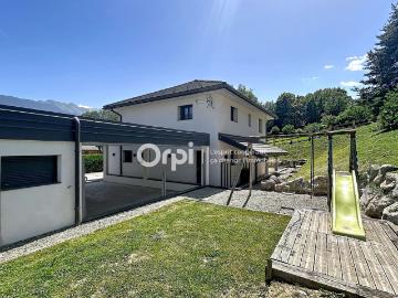 Maison à louer 4 pièces 119,27 m