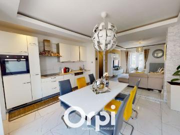 Maison à louer 4 pièces 124 m