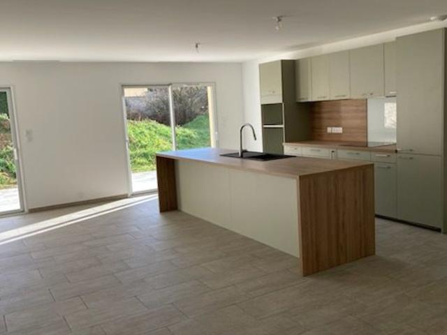 Location maison, 131.65 m² T 4 à Malemort du Comtat, 1 530 €