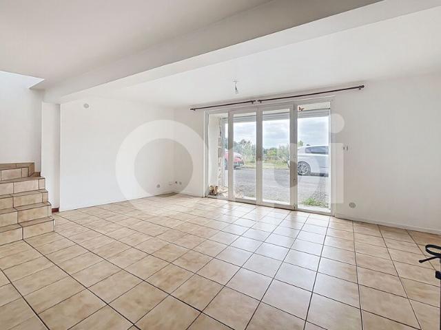 Maison à louer 4 pièces • Ussac
