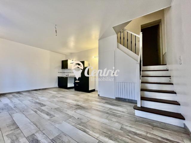 Maison à louer, 4 pièces Bressuire 79300