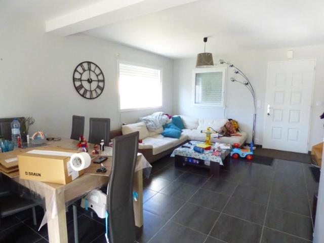 Maison à louer, 4 pièces Corzé 49140