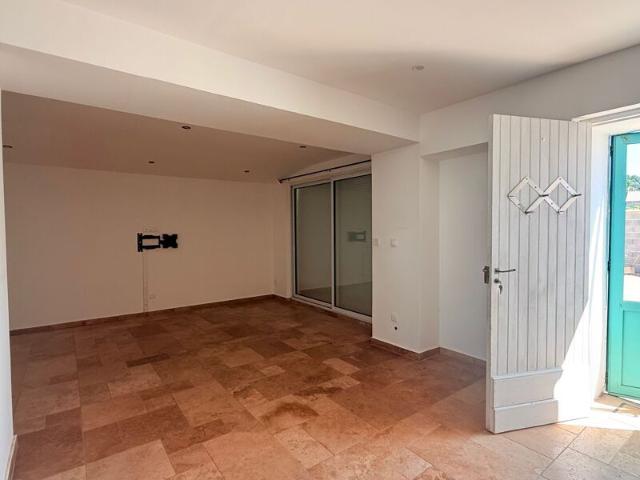 Maison à louer 4 pièces • Hyères