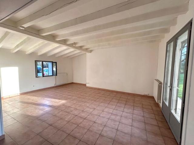 Maison à louer 4 pièces • Lacropte