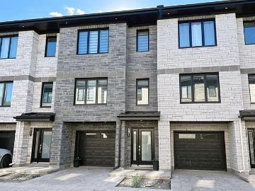 Maison à Louer 5231Z Rue Gilles Tremblay, Vaudreuil Dorion 24 photos | Logis Québec