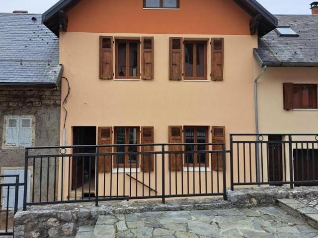 Maison À Louer