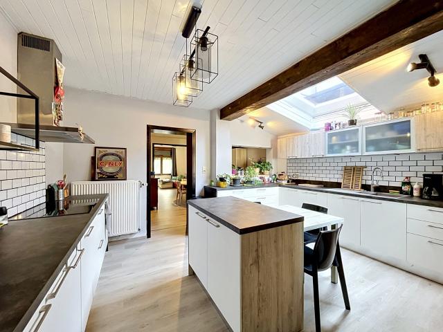Maison à louer 5590 Ciney 1 250 €