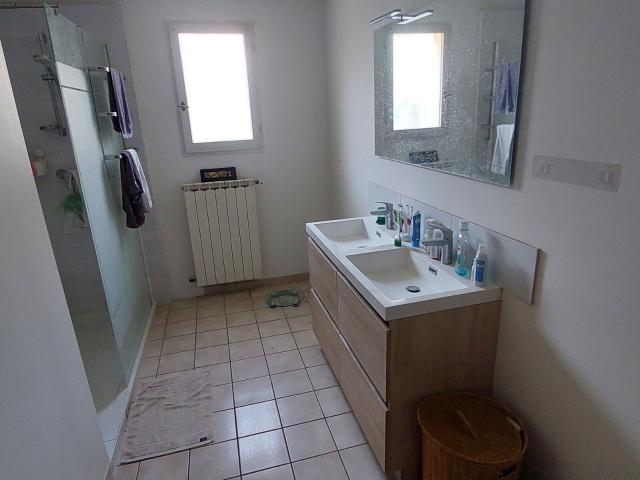 Location maison, m² T 5 à Manosque, 1 520 €