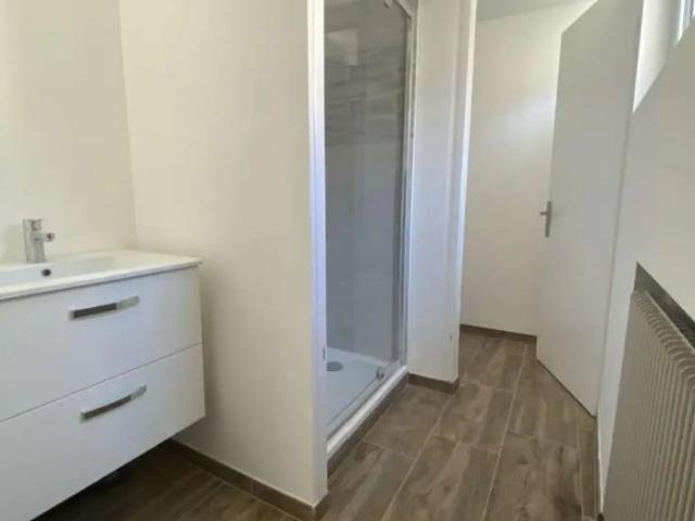 Maison à louer 5 pièces 98.5m²