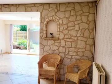Maison à louer 5 pièces 104m²