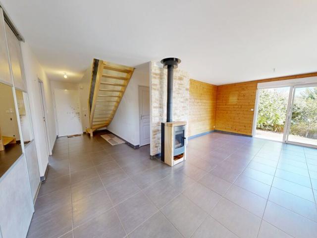 Maison à louer 5 pièces • 117,11 m 2 Sainte Radegonde