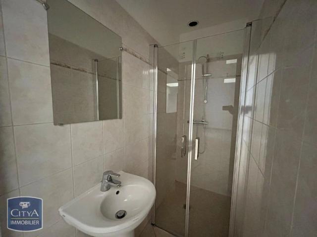Maison à louer 5 pièces 118m²
