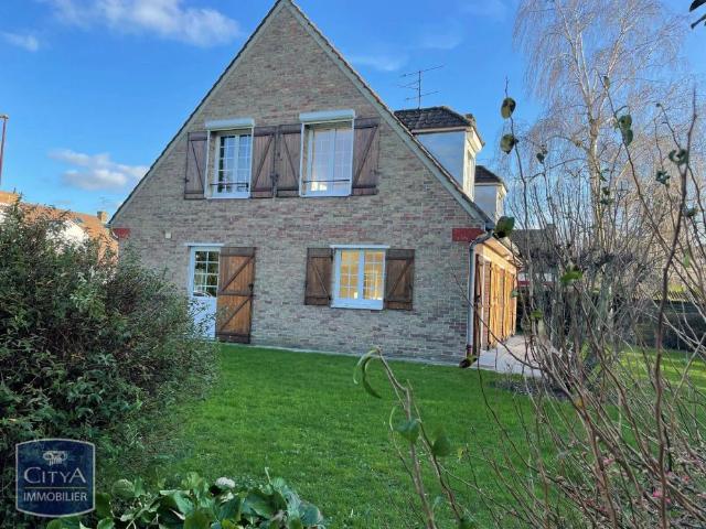 Maison à louer 5 pièces 129m²
