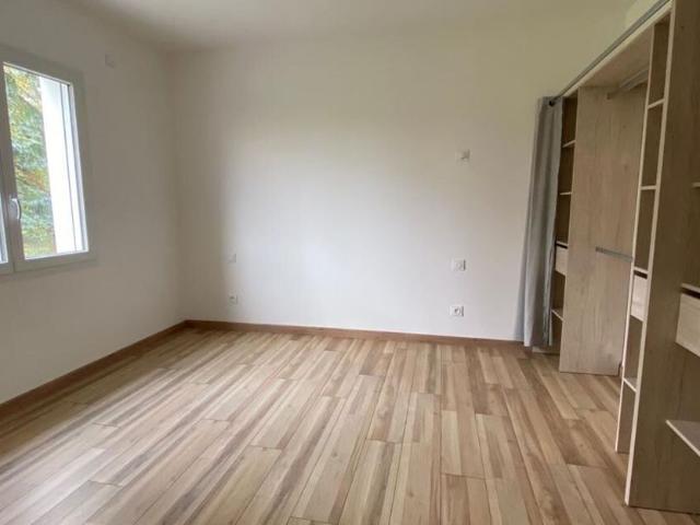 Maison à louer 5 pièces • 131,25 m2 Salleboeuf