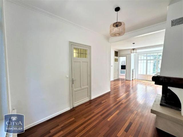 Maison à louer 5 pièces 133.2m²