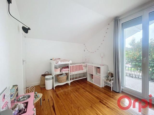 Maison à louer 5 pièces • 146 m2 Décines Charpieu