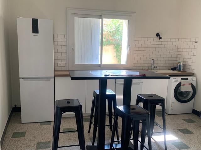 Location maison, 148.42 m² T 5 à Générac, 1 300 €