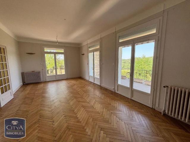 Maison à louer 5 pièces 150m²