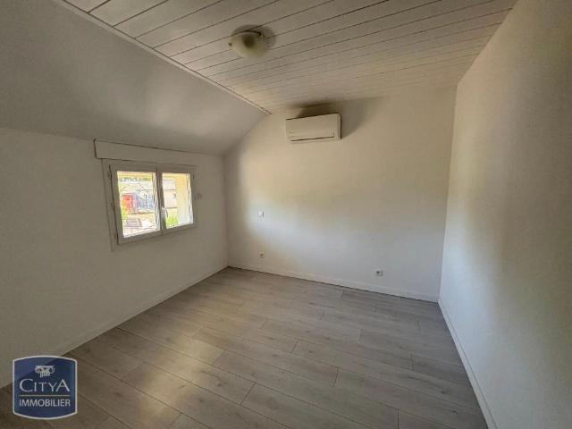 Maison à louer 5 pièces 158m²