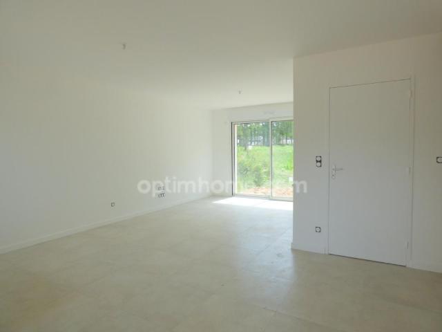 Maison à louer 5 pièces BAINS SUR OUST 35