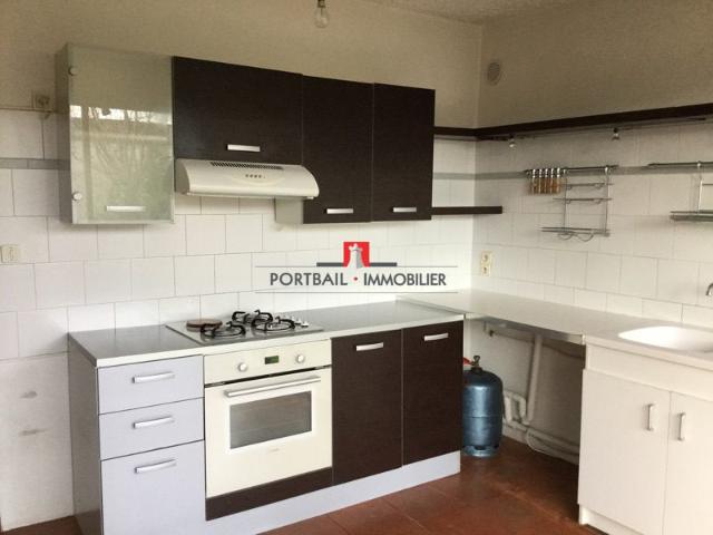 Maison à louer, 5 pièces LUGON ET L ILE DU CARNEY 33240