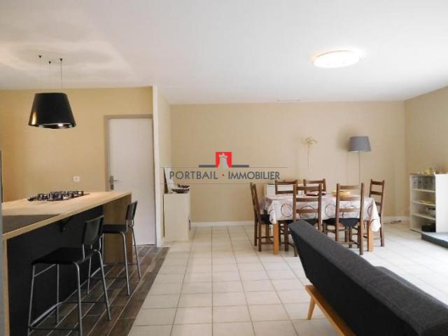 Maison à louer, 5 pièces Saint Savin 33920