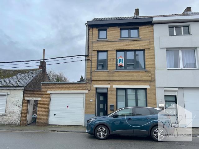 Maison à louer 6180 Courcelles 965 €