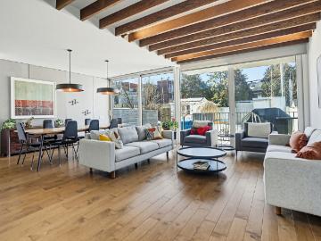 Rosemont—La Petite-Patrie, Montreal - Patio